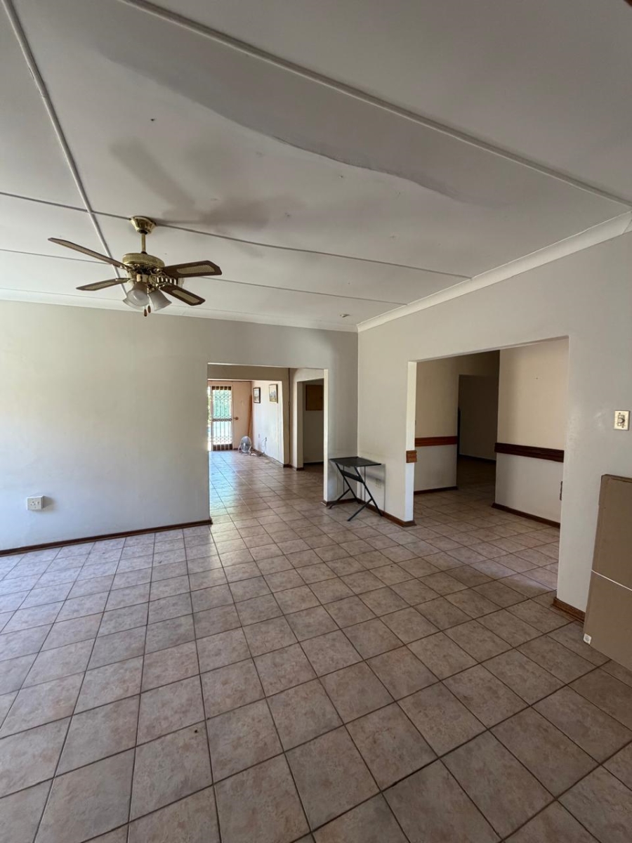 3 Bedroom Property for Sale in Monument Heights Northern Cape